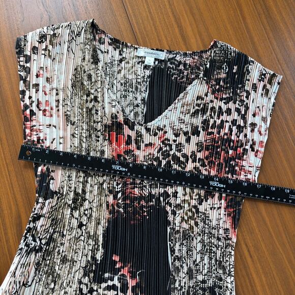 2000s Style DressBarn Accordion Pleat Blouse Short Sleeve Multi Color Size XL - Picture 7 of 8